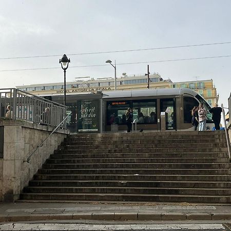 Studette En Plein Coeur Du Vieux Nice Exteriér fotografie