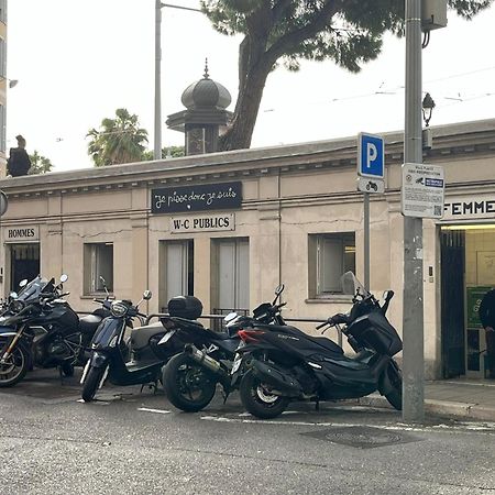 Studette En Plein Coeur Du Vieux Nice Exteriér fotografie