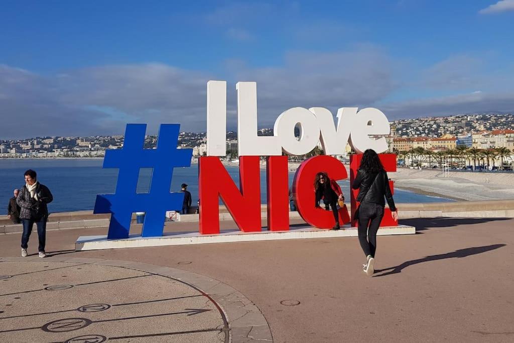 Studette En Plein Coeur Du Vieux Nice Exteriér fotografie