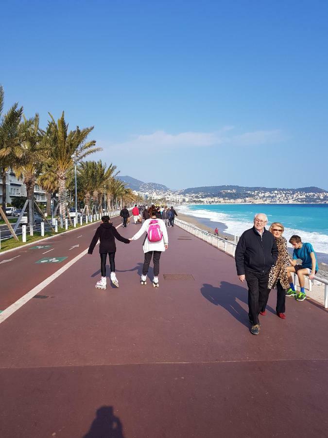 Studette En Plein Coeur Du Vieux Nice Exteriér fotografie