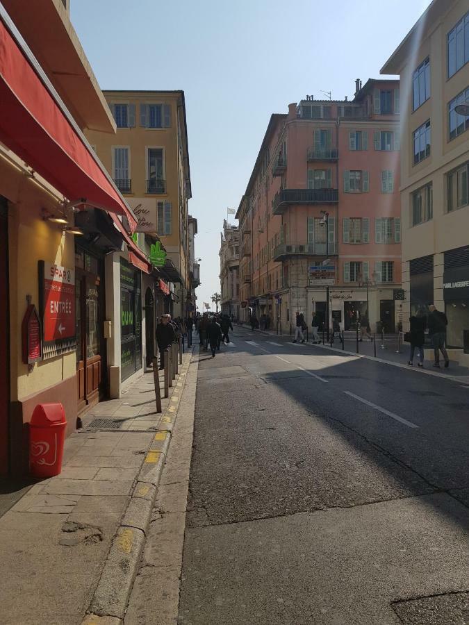 Studette En Plein Coeur Du Vieux Nice Exteriér fotografie